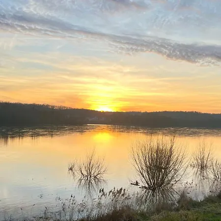 Un Mirage Tropical En Bord De Loire, Et Detente Saint-Clement-des-Levees