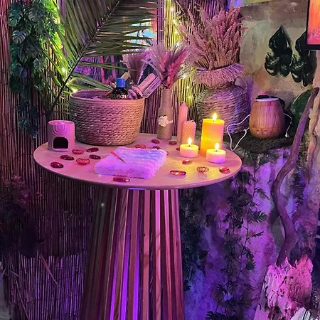 Casa vacanze Un Mirage Tropical - Bulles , Spa&détente En Bord De Loire Saint-Clément-des-Levées